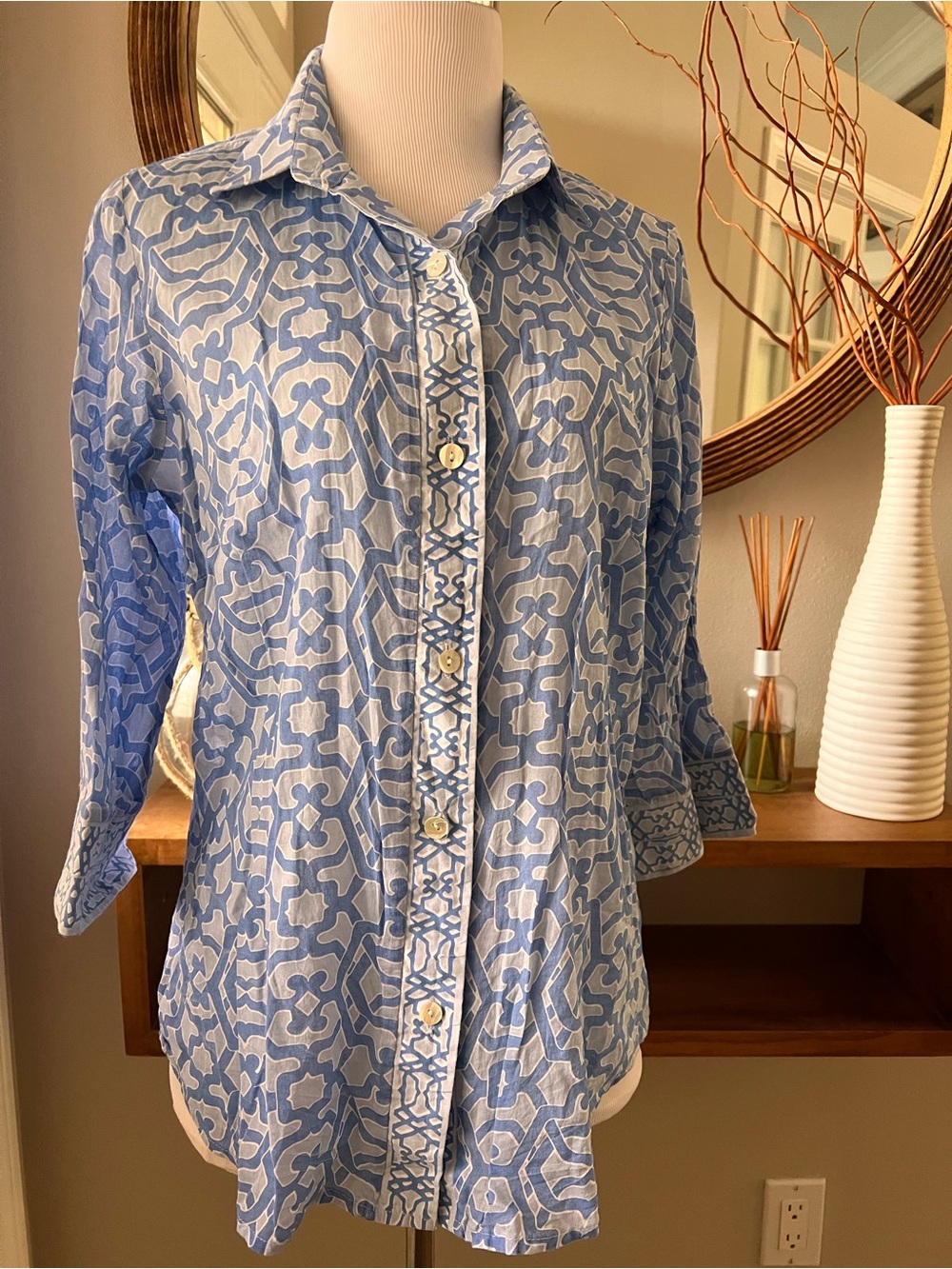 Gretchen Scott Blue Button Front Blouse Medium Coastal Preppy Cotton 3/4 Sleeve
